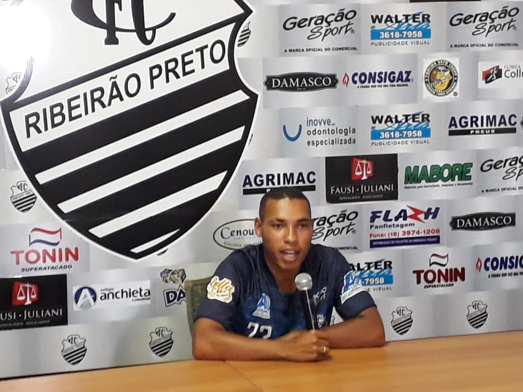 Atacante João Marcos comemora oportunidade de vestir camisa do Comercial