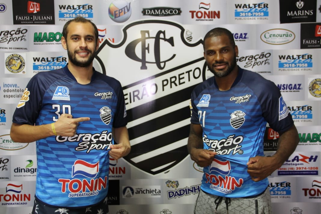 Atacante Conrado e zagueiro Cléber são inscritos e podem estrear pelo Comercial