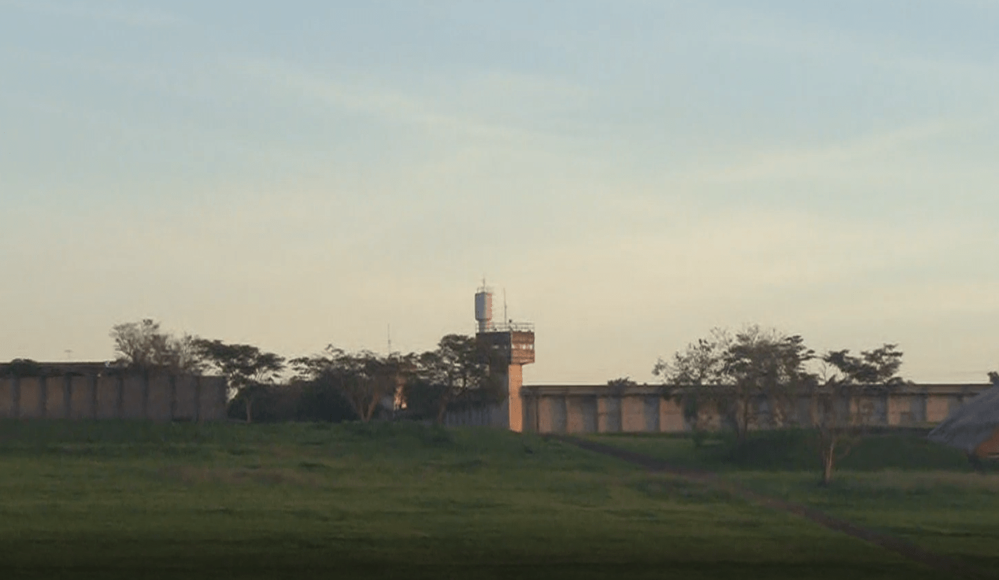 Bandidos armados invadem Fundação Casa e resgatam menores