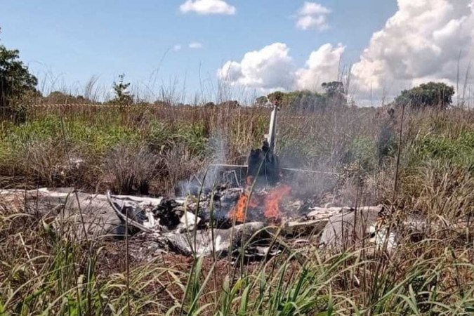 1_esgj9fkxiaaayqe-6498418