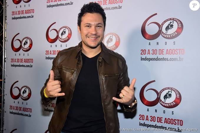 5CA5ED9A-441F-4340-9C53-DDAF4271D3FC