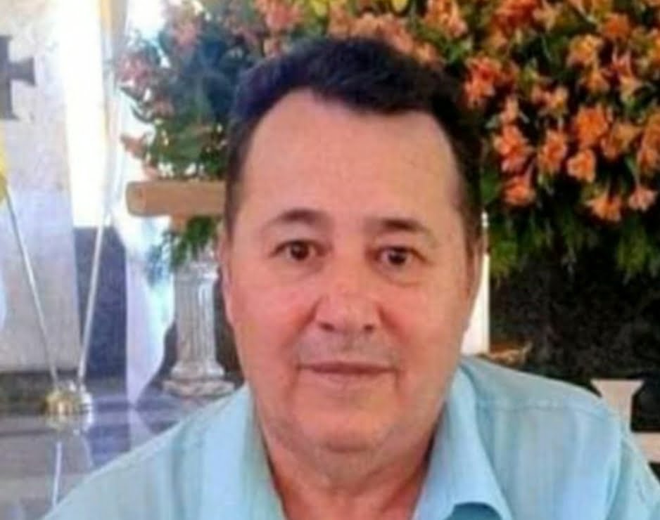 34BB8D3D-91CD-4D7D-B8BA-FE6DB79583B1