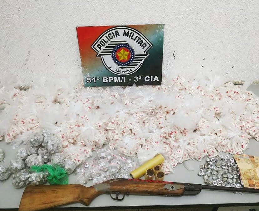 1B38964F-F067-44AB-9424-15C5CB1BF189