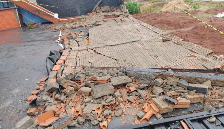 Corpo de criança é encontrado em terreno com obra Corpo de criança é encontrado em terreno com obra