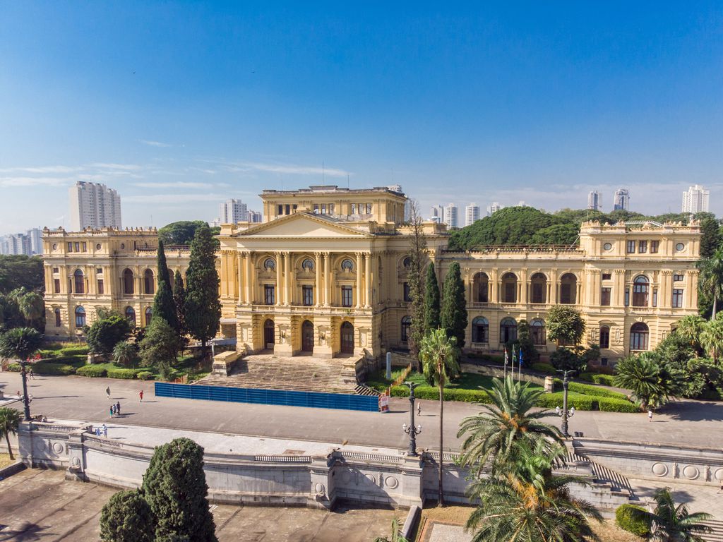 Imagens do Museu do Ipiranga.