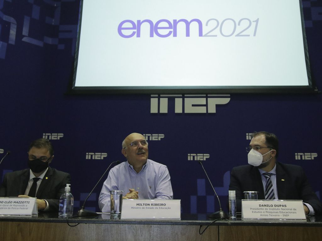 inep_enem2021_fpzzb_abr_112120210261