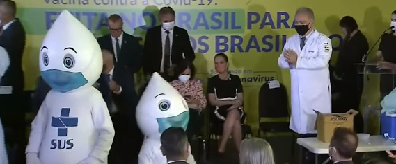 queiroga aplica vacina 2