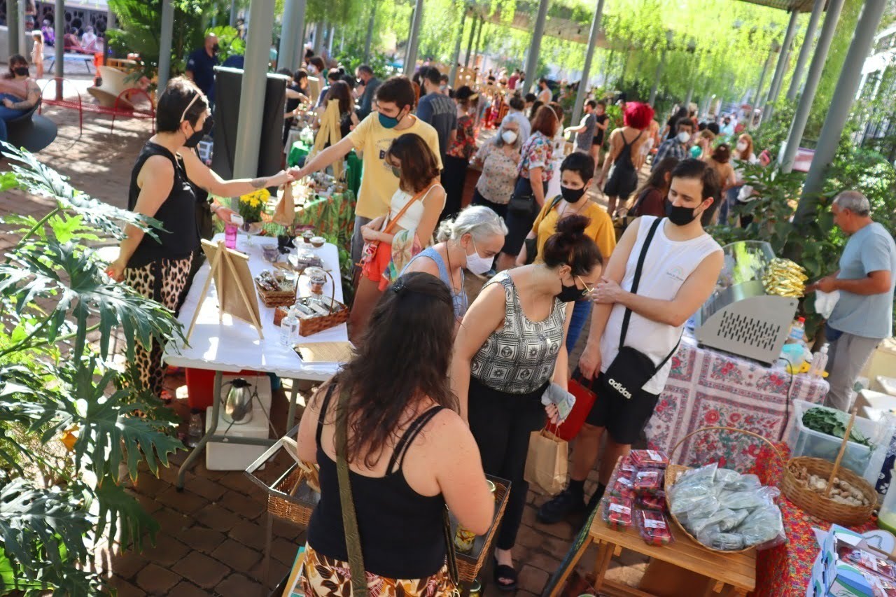Feira de economia do Espaço A Fábrica