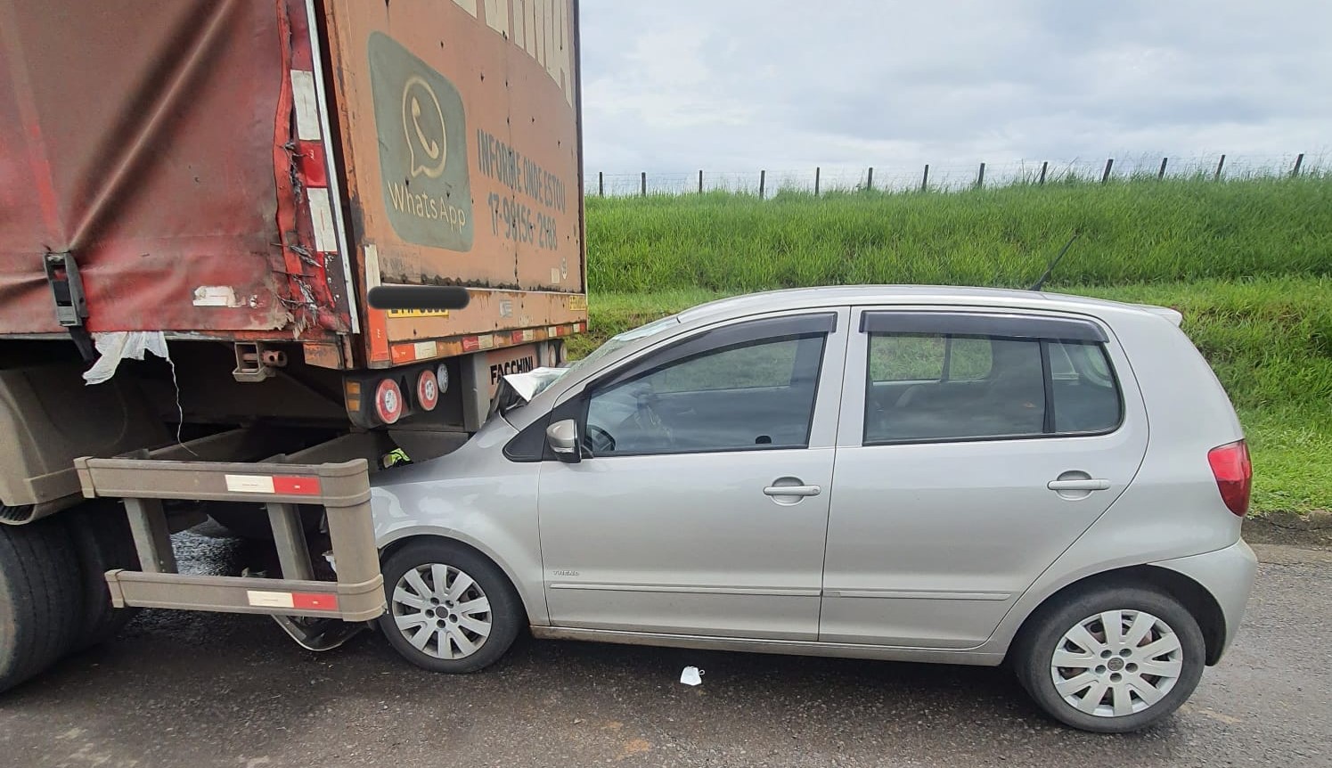 foto oficial acidente carroxCAMINHÃO