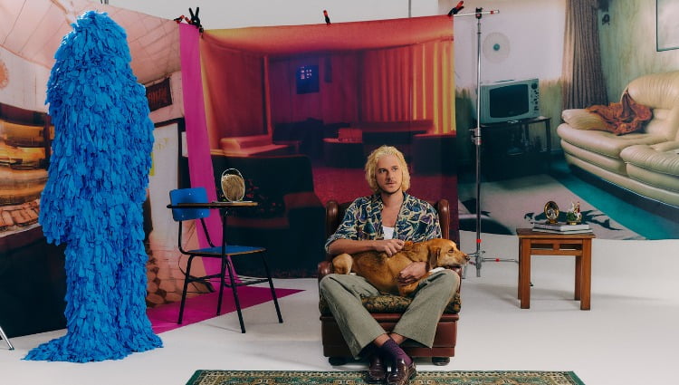 Rubel se aventura em vários ritmos musicais em novo álbum