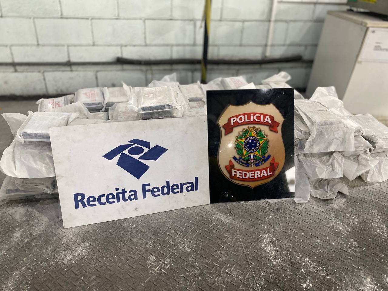 Receita Federal - Cocaína 199kg - Balança