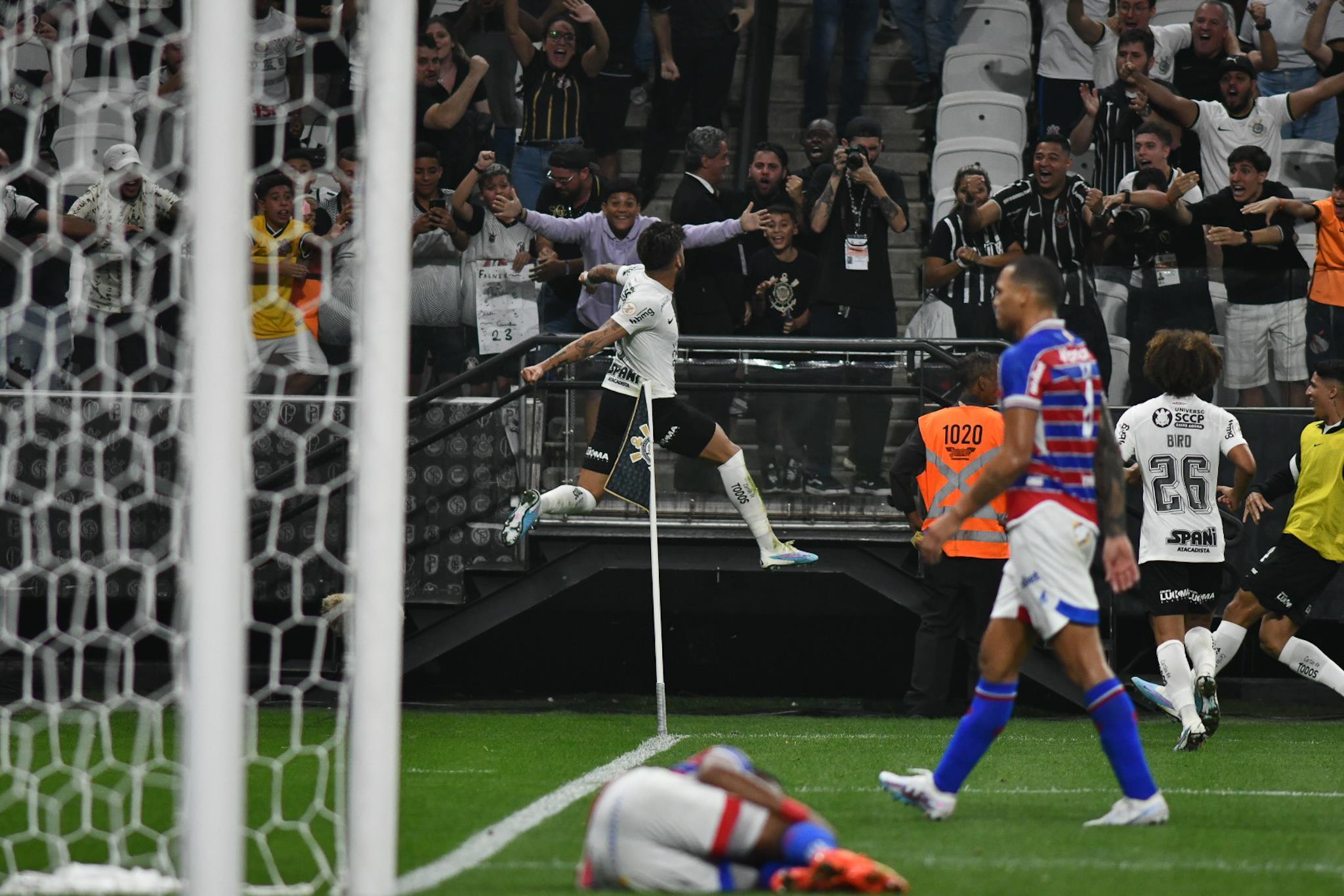 Corinthians e Fortaleza Campeonato Brasileiro Série A Lance durante partida entre Corinthians e Fortaleza, válida pelo Campeonato Brasileiro Série A, realizado na cidade de São Paulo | Foto: Rômulo Magalhães/Futura Press/Folhapress