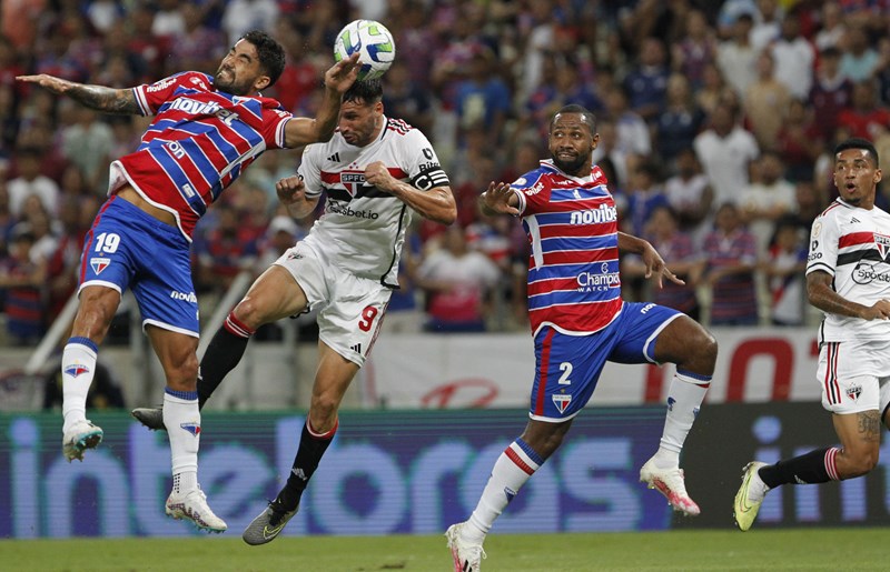 São Paulo empata com o Fortaleza São Paulo empata com o Fortaleza | Foto: Rubens Chiri/saopaulofc.net