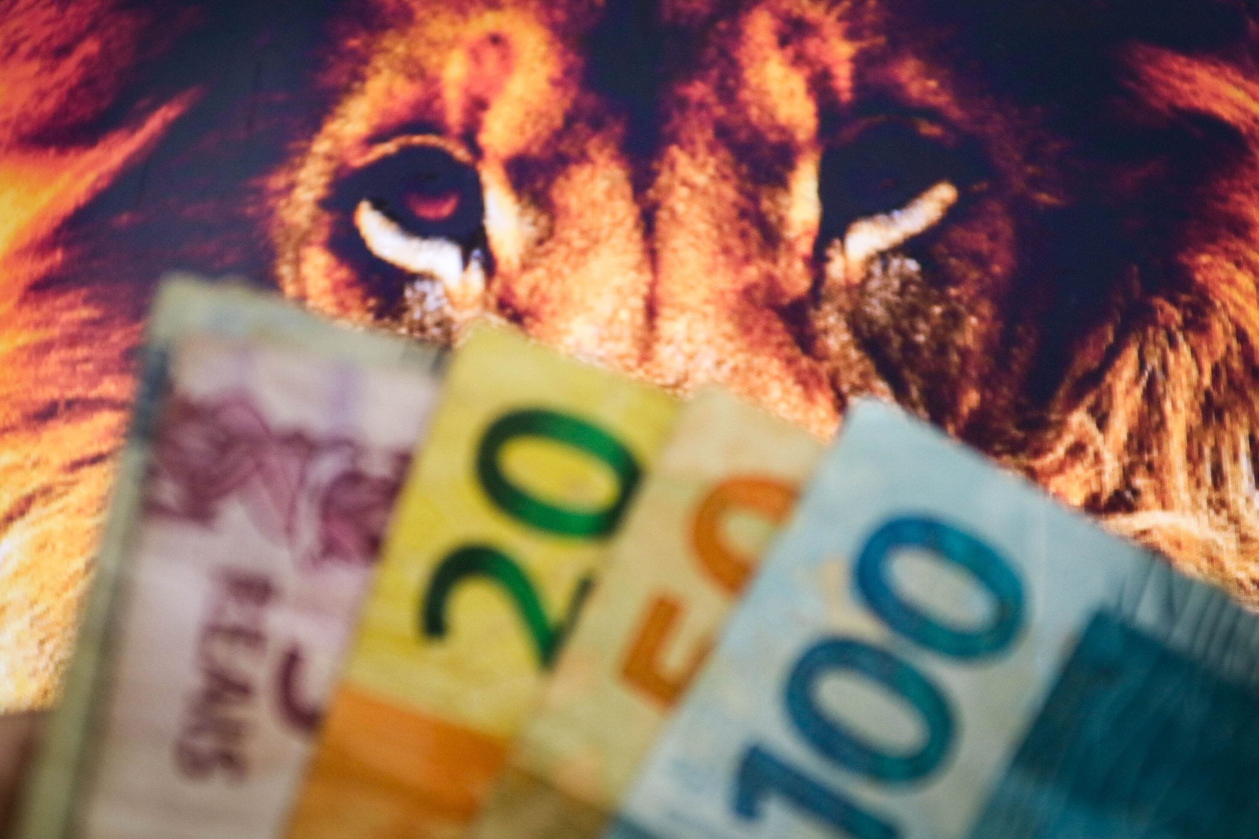 SÃO PAULO, SP - 23.05.2023: RESTITUIÇÃO IR 2023 É O MAIOR DA HISTÓRIA - A Receita Federal abrirá, nesta próxima quarta-feira (24), a consulta ao primeiro lote de restituição do Imposto de Renda Pessoa Física de 2023. | Foto: Aloisio Mauricio /Fotoarena/Folhapress SÃO PAULO, SP - 23.05.2023: RESTITUIÇÃO IR 2023 É O MAIOR DA HISTÓRIA - A Receita Federal abrirá, nesta próxima quarta-feira (24), a consulta ao primeiro lote de restituição do Imposto de Renda Pessoa Física de 2023. | Foto: Aloisio Mauricio /Fotoarena/Folhapress