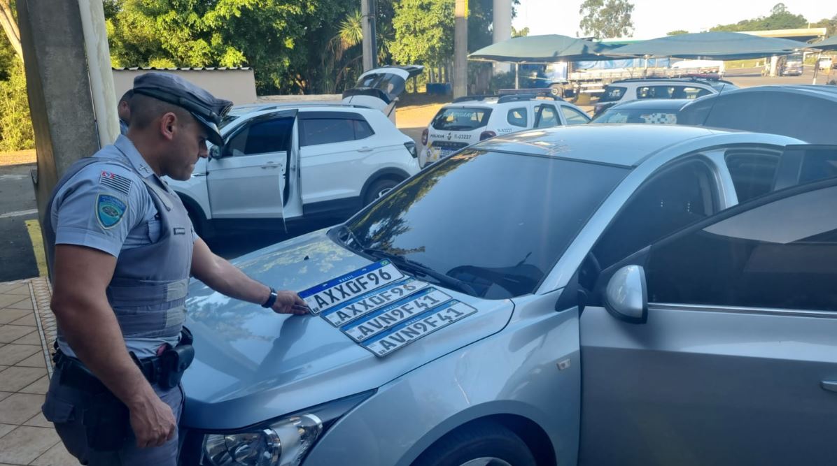 FOTO CAPA ROUBO CARRO