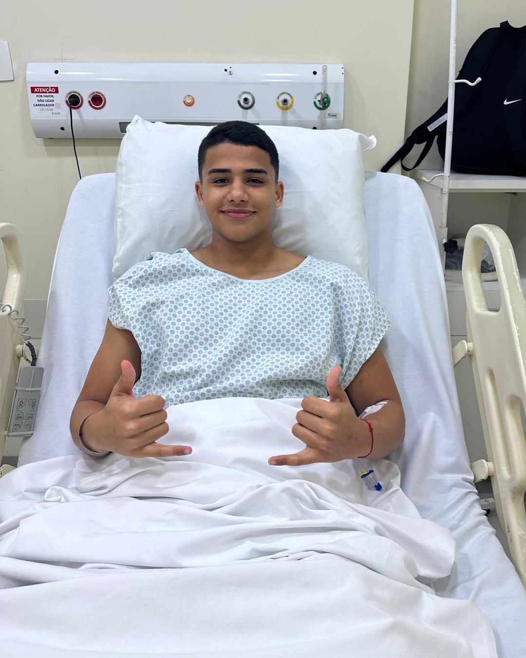 Snapinsta.app_356792421_293531549720664_6176874714794480368_n_1080 Jean Carlos após cirurgia