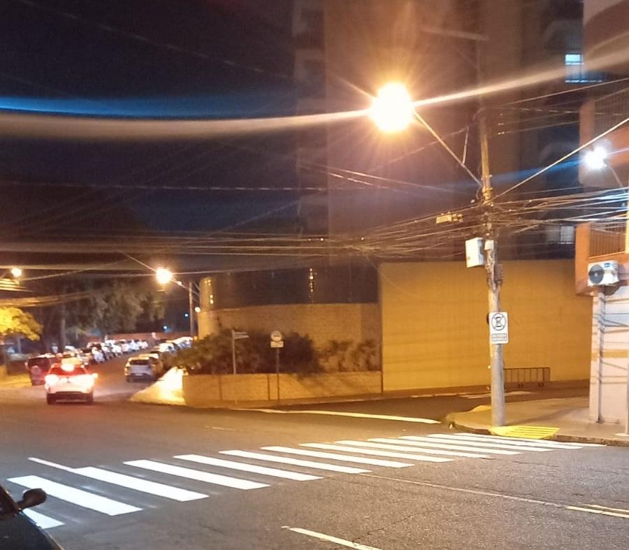 70 luminárias foram instaladas em 25 vias de Ribeirão