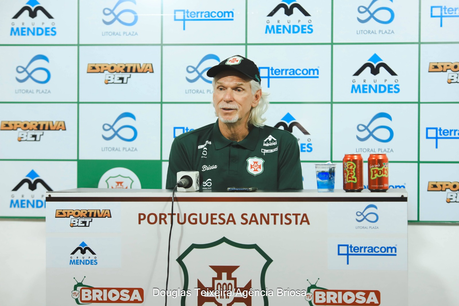 1c4cd07c-7716-404b-b209-19f0cefb7ce2