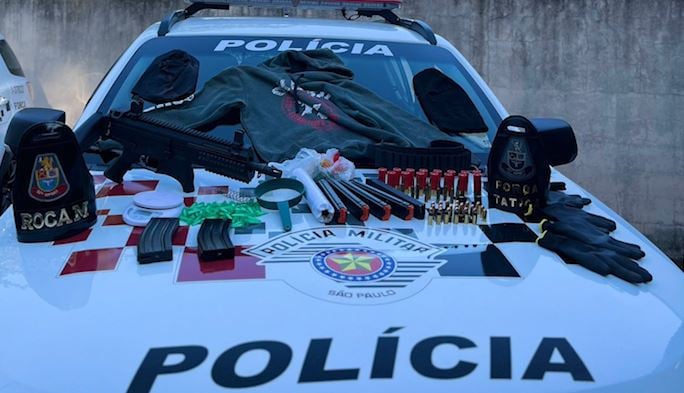 FOTO PRENDE ARMAMENTO