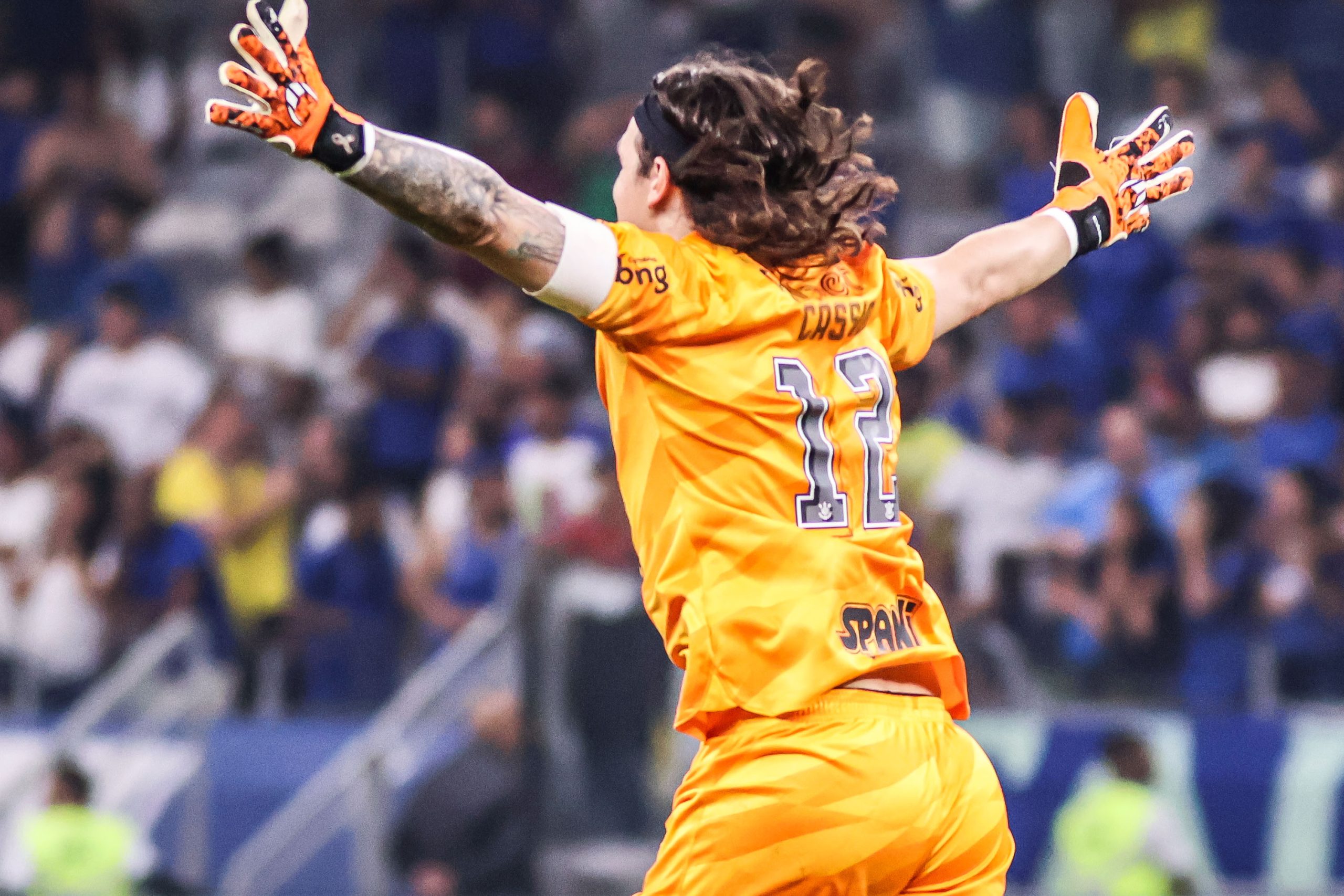 BELO HORIZONTE, MG, 19.08.2023: CRUZEIRO X CORINTHIANS Cássio comemora gol salvador no final | Foto: Fabio Barros/Agencia F8/Folhapress