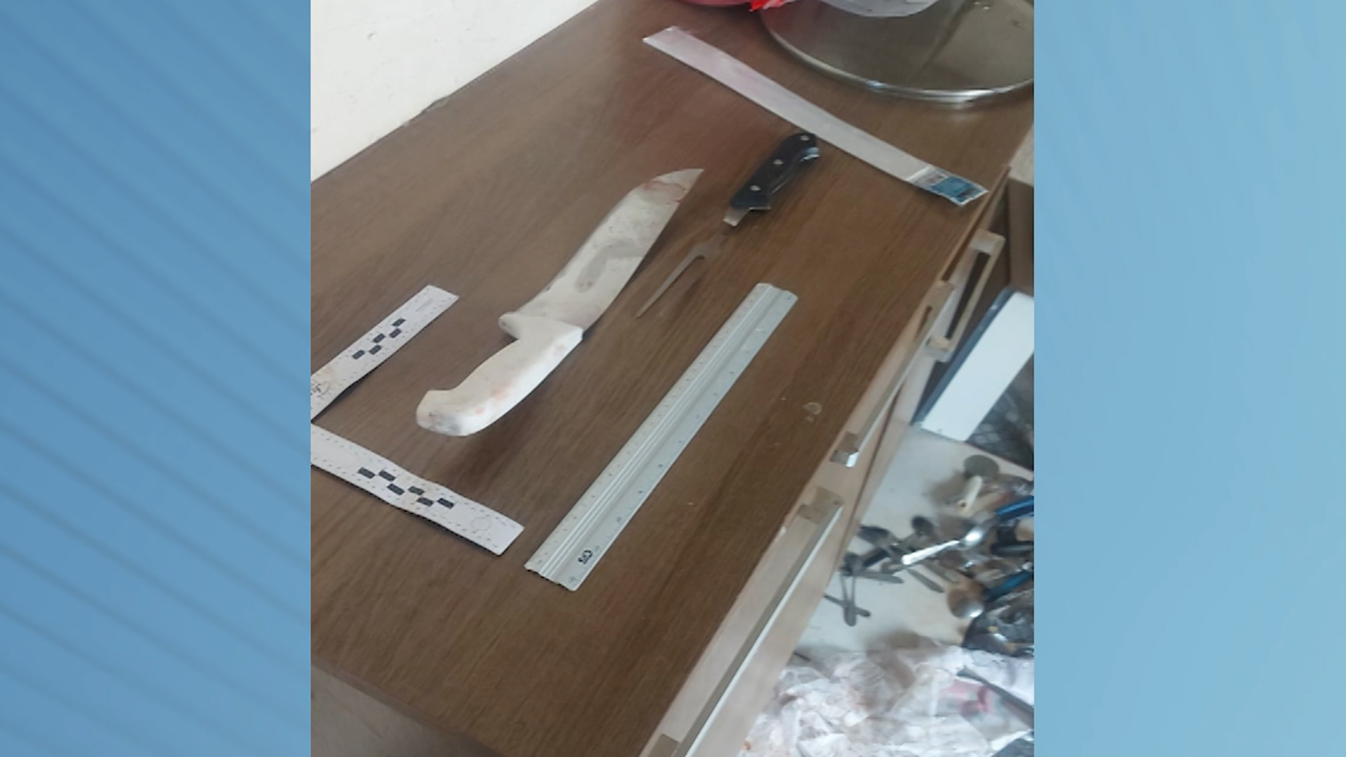 Mulher é mutilada pelo ex-companheiro que desconfiou de traição em Sumaré Mulher é mutilada pelo ex-companheiro que desconfiou de traição em Sumaré