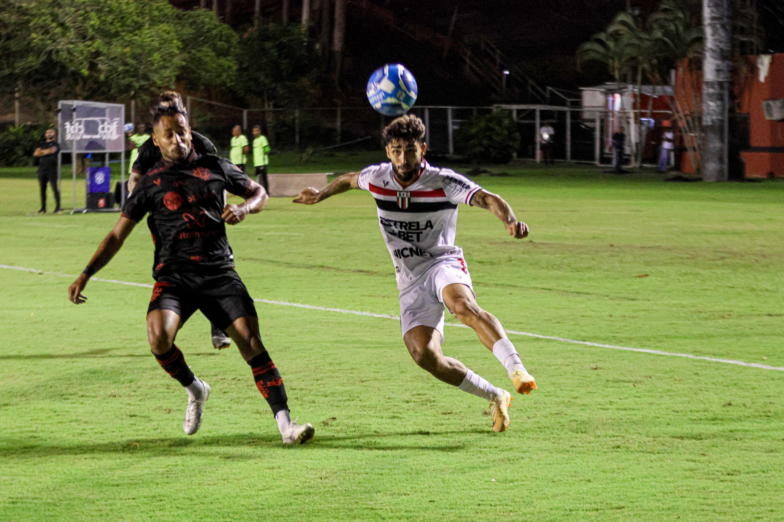 Botafogo perde mais uma e segue há 5 jogos sem marcar