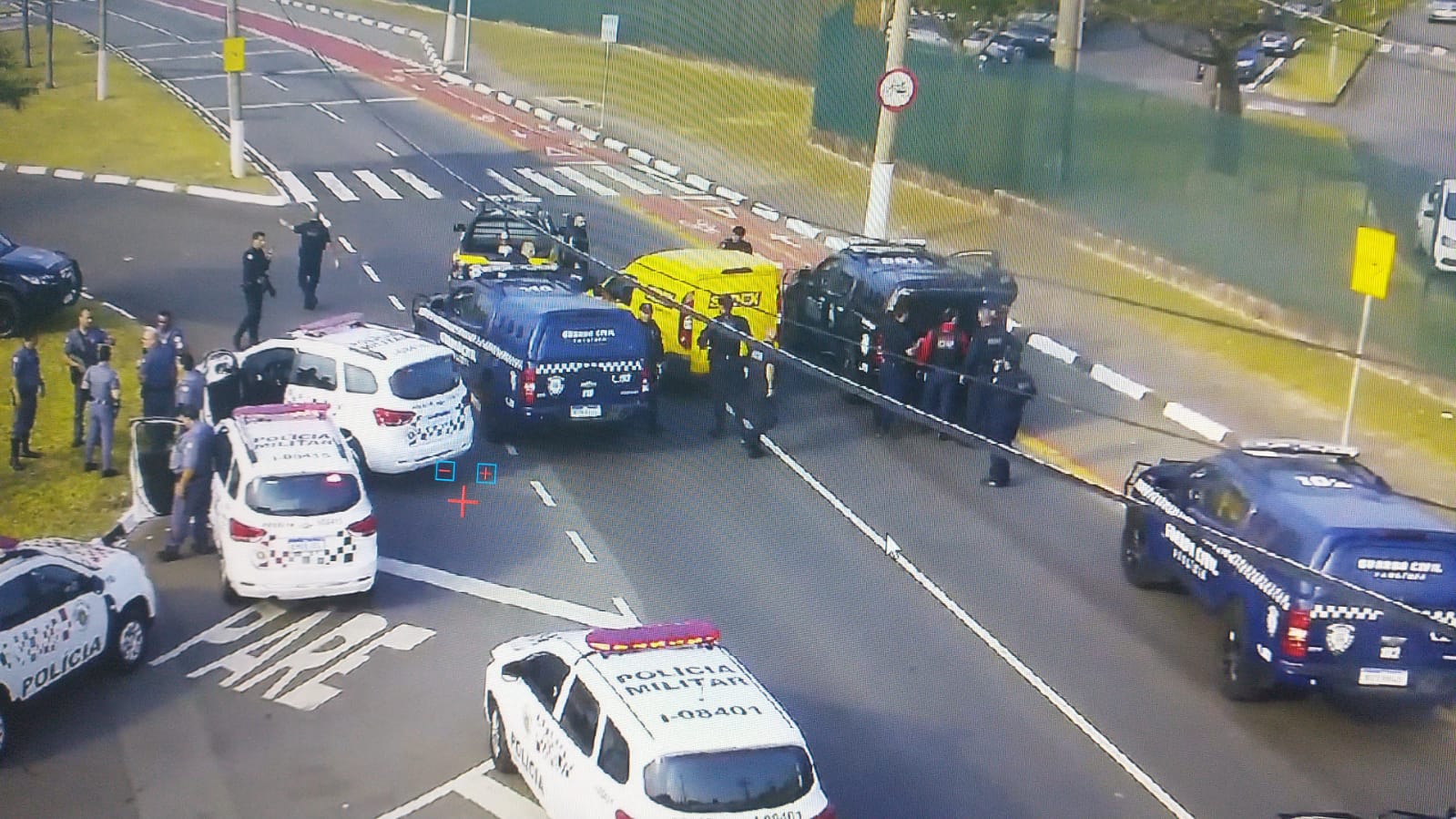 Carro do correios é furtado em Jaguariúna