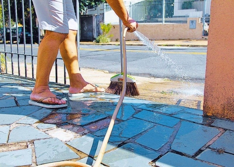 lavar_calcada