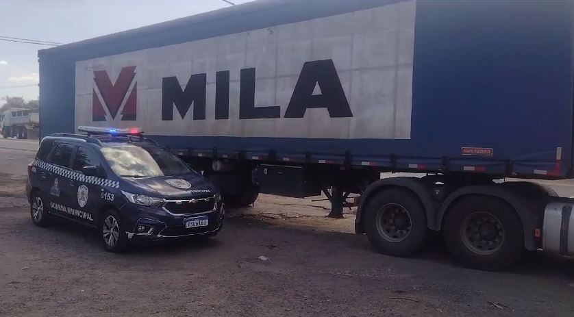 Carga de cerveja avaliada em R$ 155 mil é recuperada Carga de cerveja avaliada em R$ 155 mil é recuperada