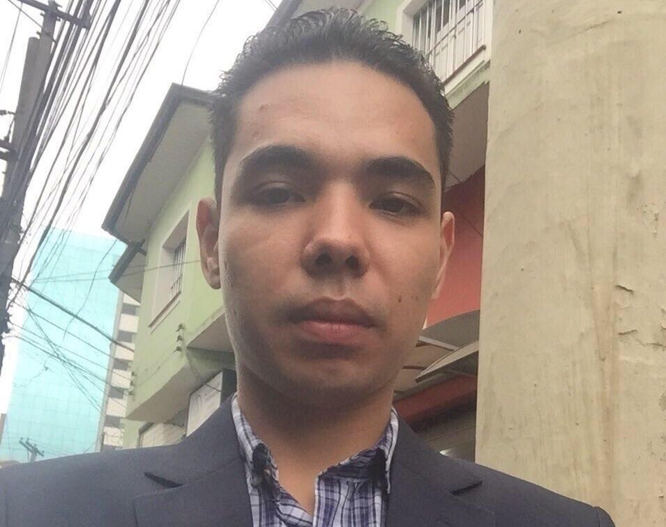 37994882_1918018801571047_5007687960238227456_n