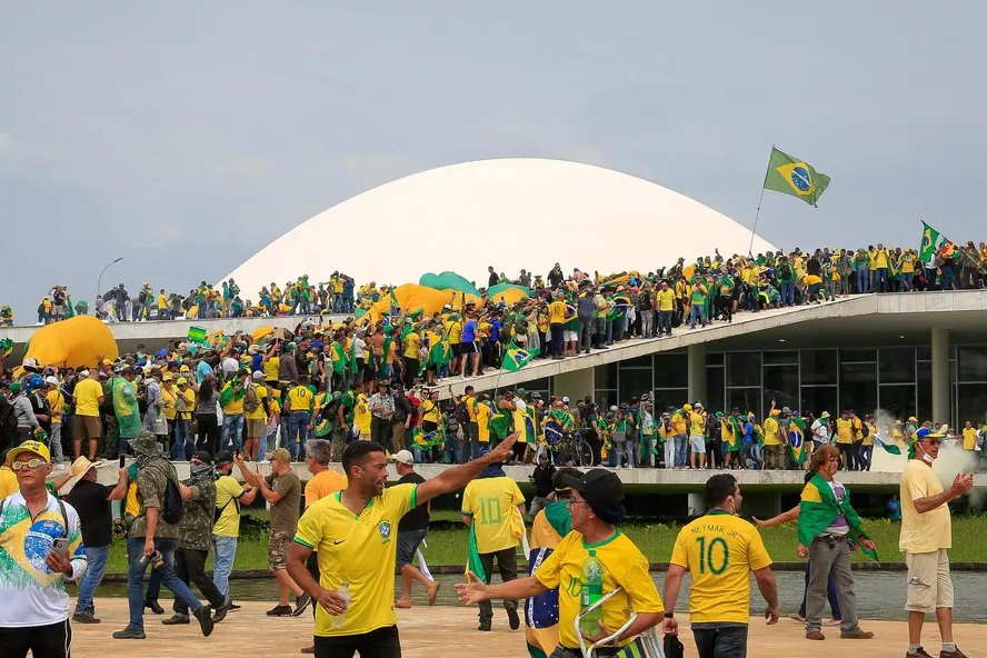 101706345-topshot-supporters-of-brazilian-former-president-jair-bolsonaro-invade-the-national-cong