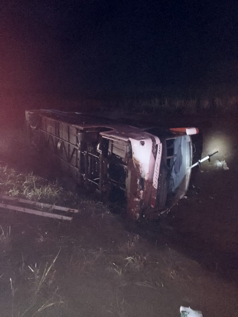 Acidente em Guatapará Acidente provoca oito mortes em Guatapará