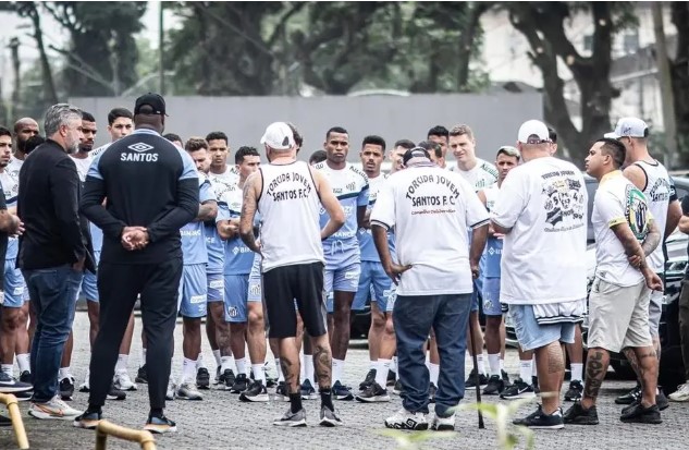 Inter faz 7 a 1, aplica maior goleada do Brasileirão e segura