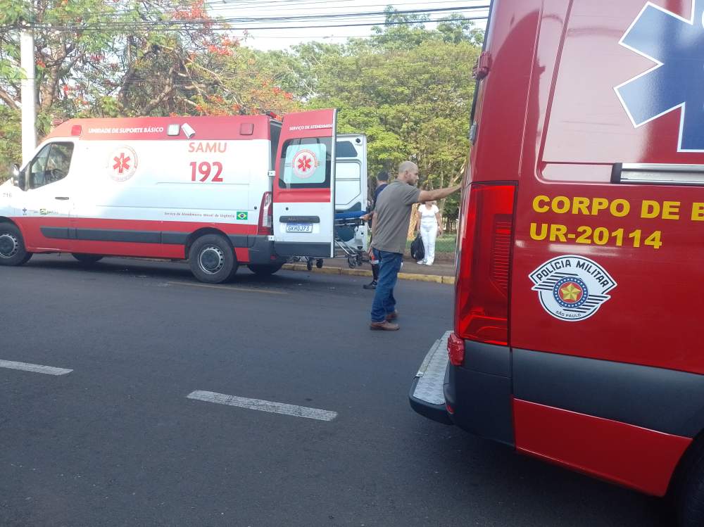 Foto: Lázaro Jr. Motociclista precisou ser socorrido e levado para atendimento médico.