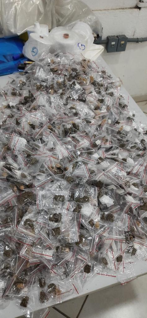 GM recupera veículos e apreende drogas GM recupera veículos e apreende drogas