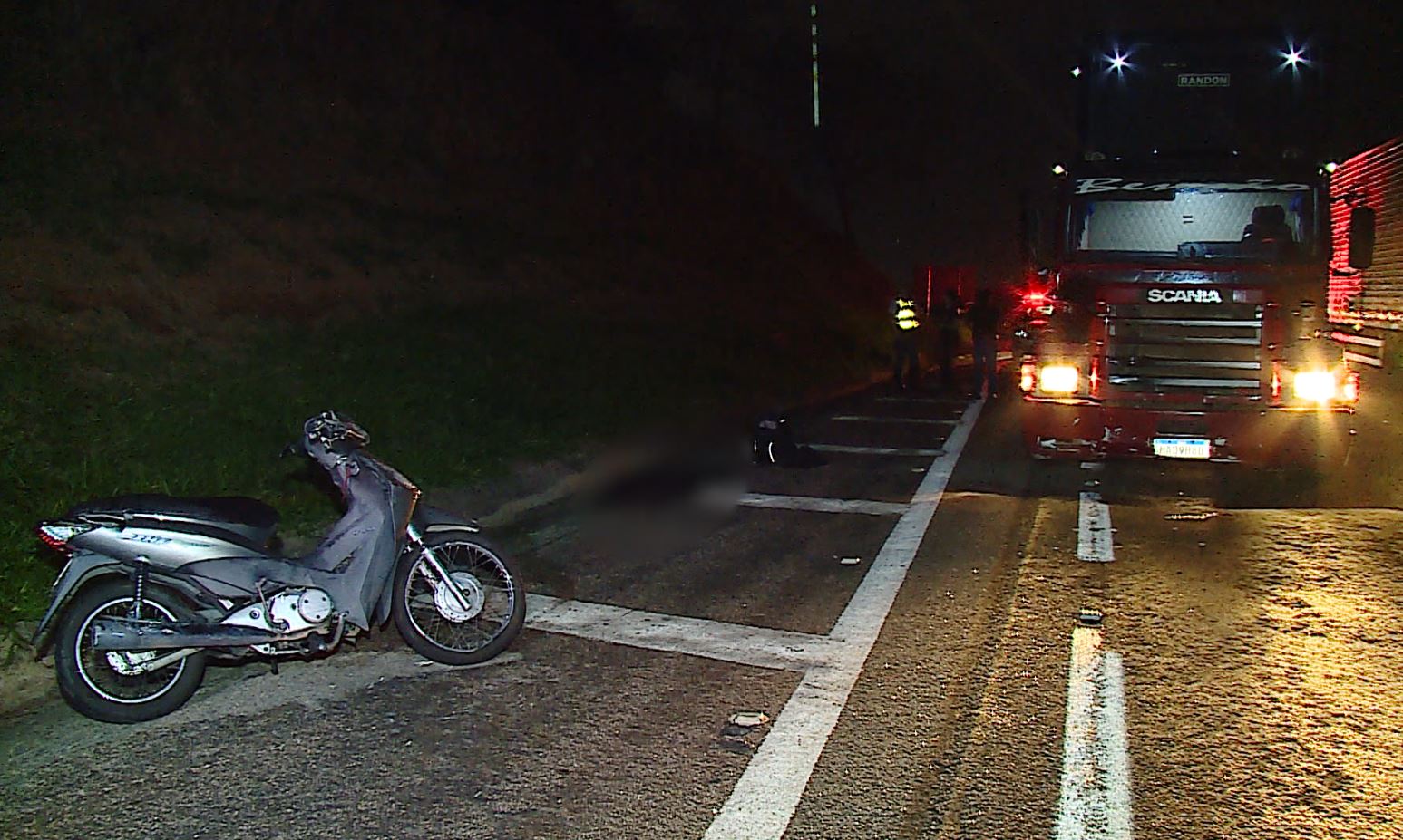 Homem cai da moto em rodovia e morre atropelado em Campinas