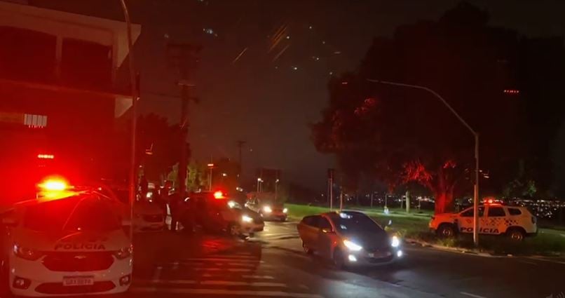 Mãe e filha são vítimas de roubo de veículo em Campinas