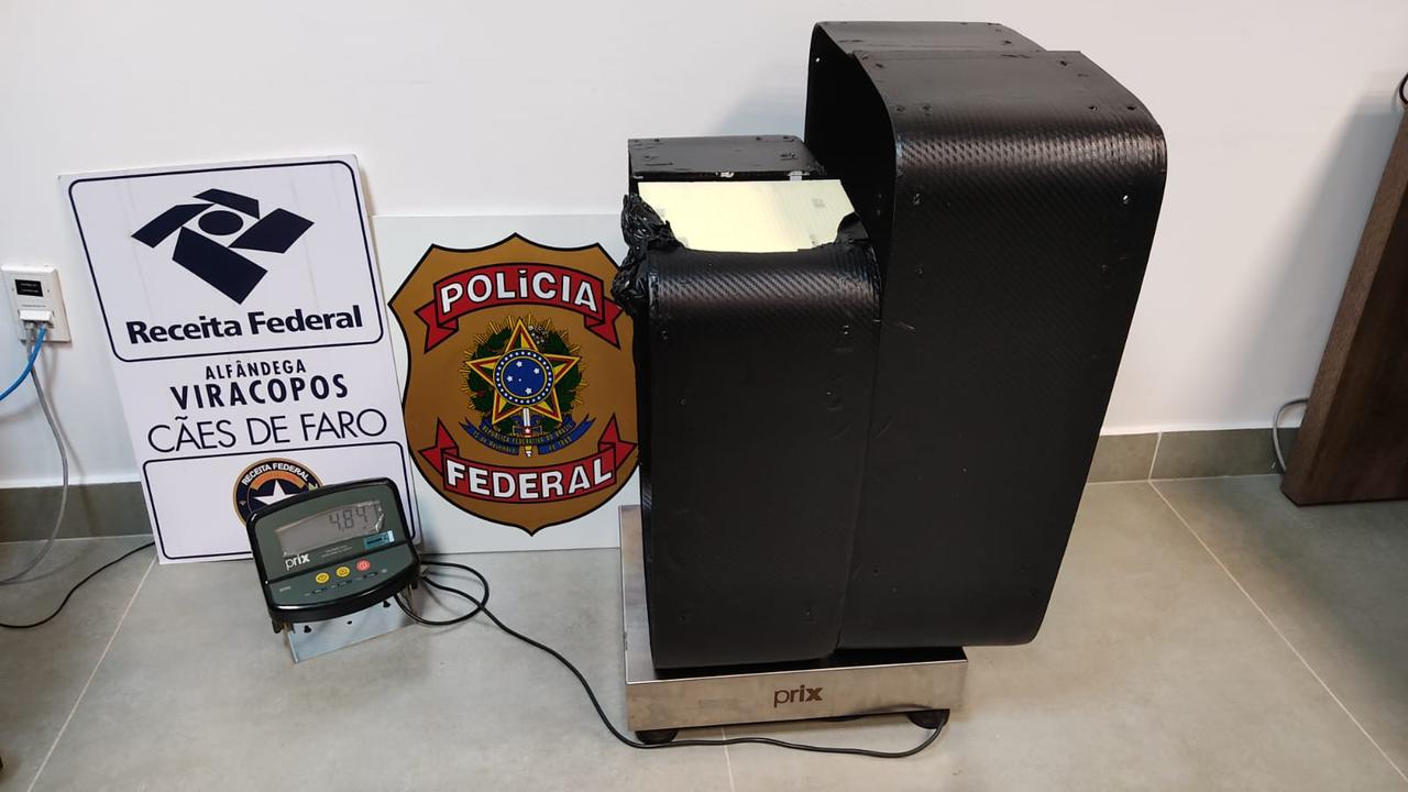 Passageira é presa com 5kg de cocaína na bagagem em Viracopos