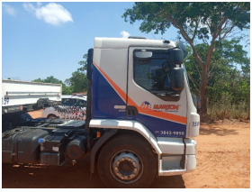 Carreta roubada foi recuperada.