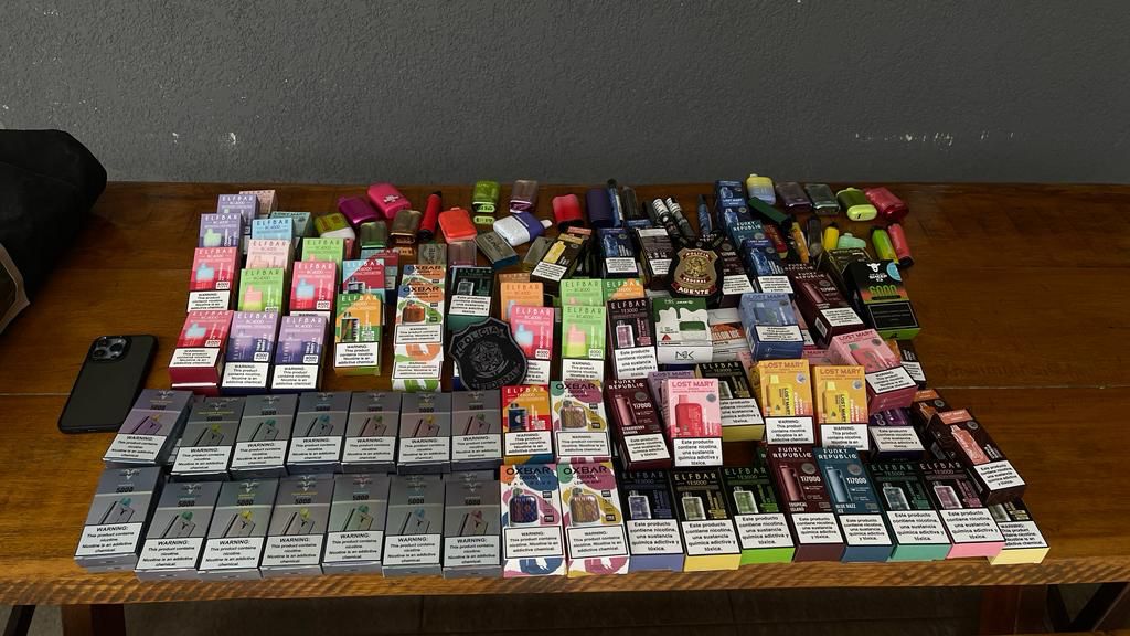 Jovem é preso durante operação da Polícia Federal por comercializar cigarros eletrônicos