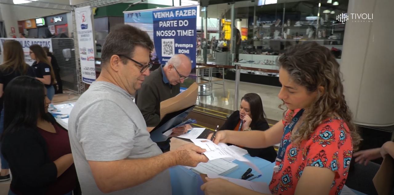 Feirão de emprego: mil vagas são oferecidas nesta quarta-feira em Santa Bárbara Feirão de emprego: mil vagas são oferecidas nesta quarta-feira em Santa Bárbara