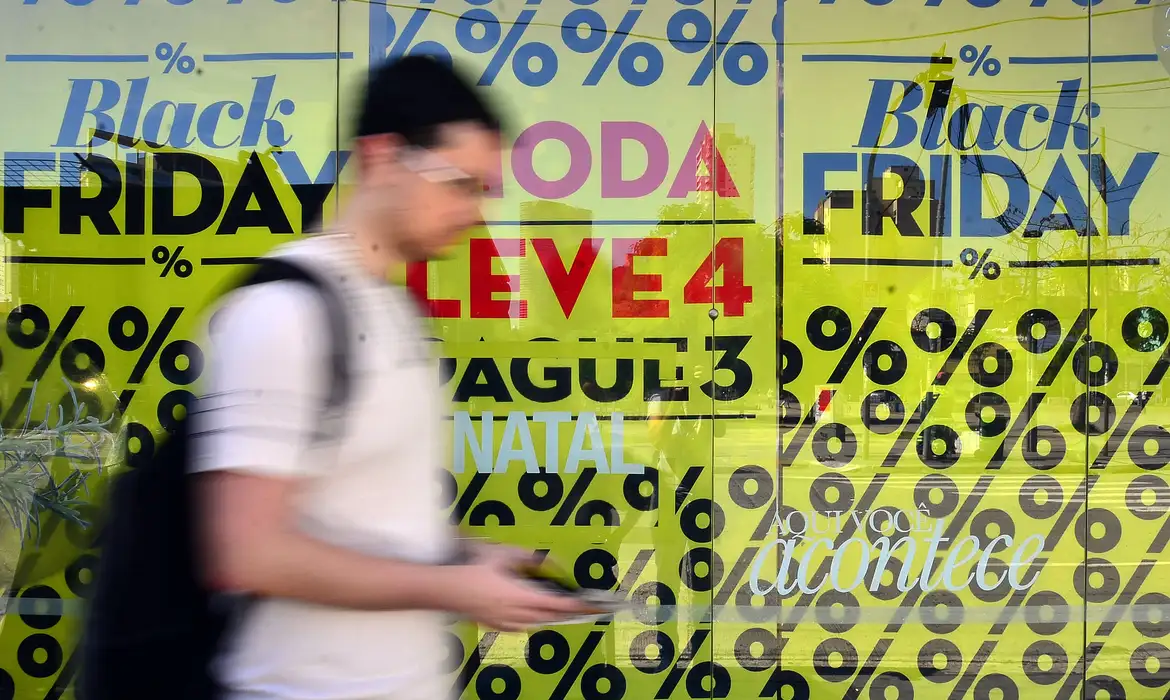 Black_Friday_Agencia_Brasil Black Friday: Procon fiscaliza lojas para coibir atitudes abusivas
