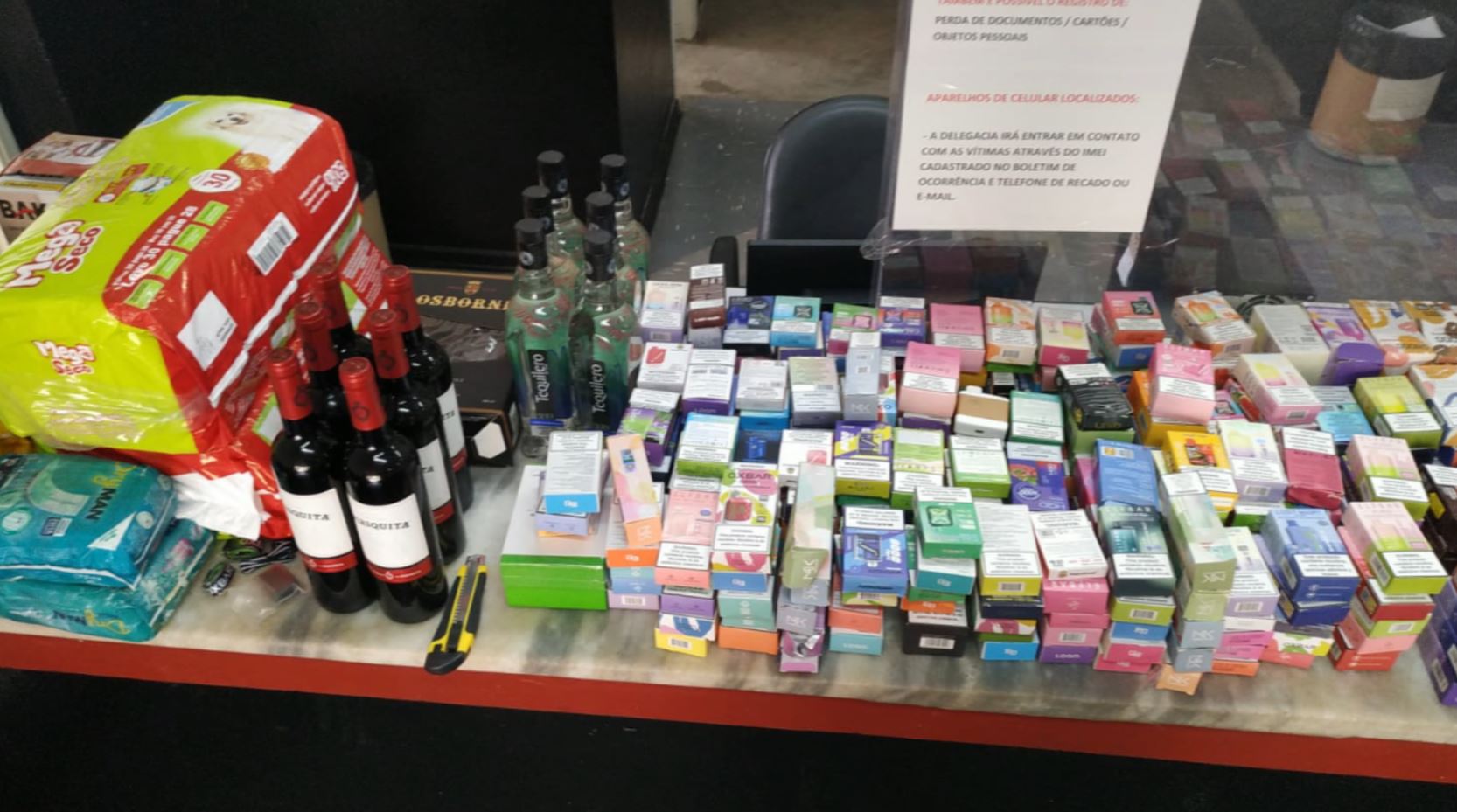 Dupla é presa por furto a distribuidora de produtos em Campinas