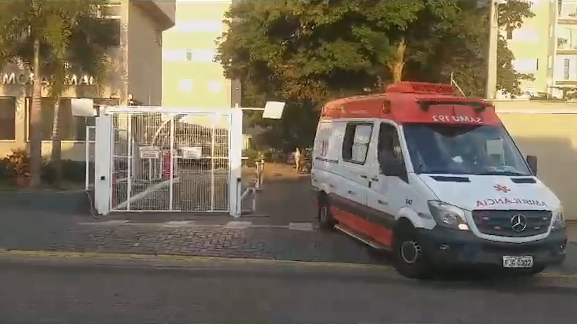 Menina de 12 anos salva prima de 3 anos de afogamento em piscina