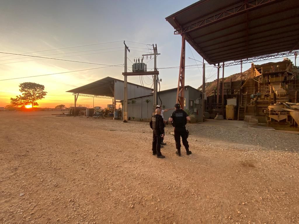 PF bloqueia R$2,9 bi em operação contra comércio ilegal de mercúrio