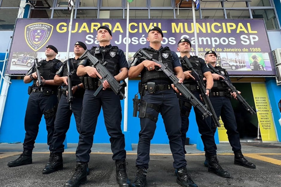 Plano de carreira da GCM é aprovado pela Câmara de São José Plano de carreira da GCM é aprovado pela Câmara de São José
