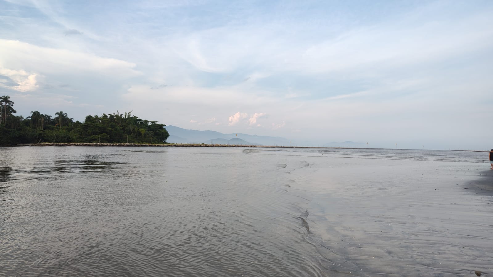 corpo de jovem de 25 anos encontrado no rio juqueriquerê em caraguá