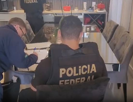 Polícia Federal investiga desvio de dinheiro público para área da saúde na região de Campinas Polícia Federal investiga desvio de dinheiro público para área da saúde na região de Campinas