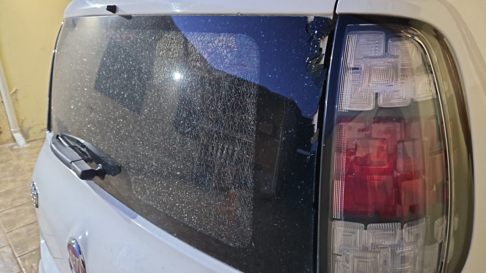 Altas temperaturas choque térmico pode afetar estrutura de vidros veiculares Altas temperaturas choque térmico pode afetar estrutura de vidros veiculares