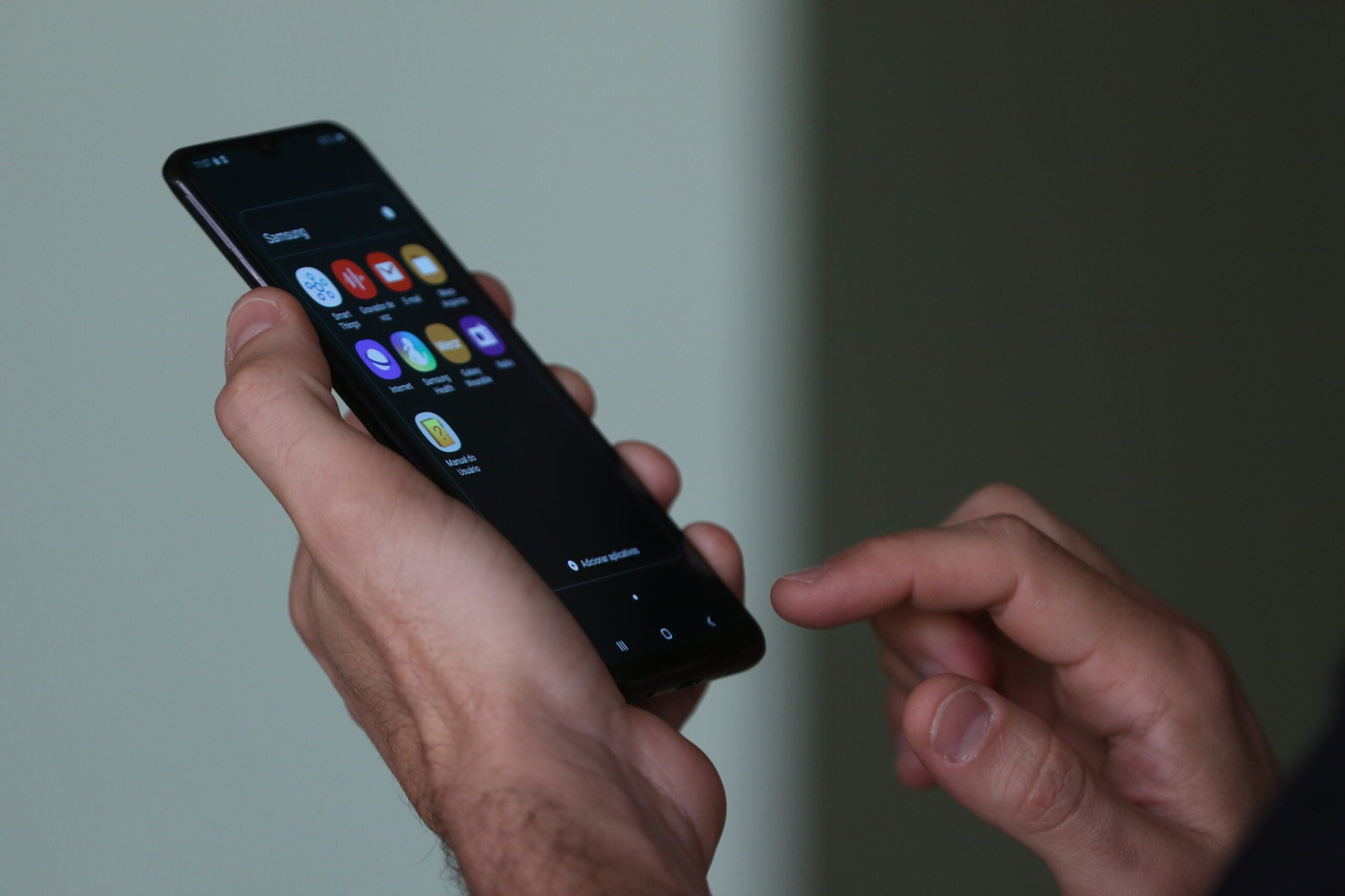 Aplicativo do governo agiliza bloqueio de celular roubado